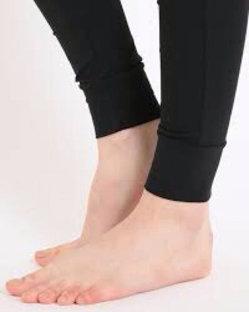 suria ヨガパンツ　ネイビー