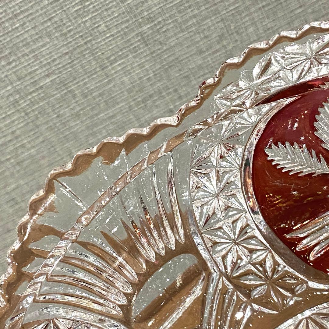 【HOFBAUER】 ホフバウワークリスタルガラス赤い装飾 鳥の彫刻　ドイツ製