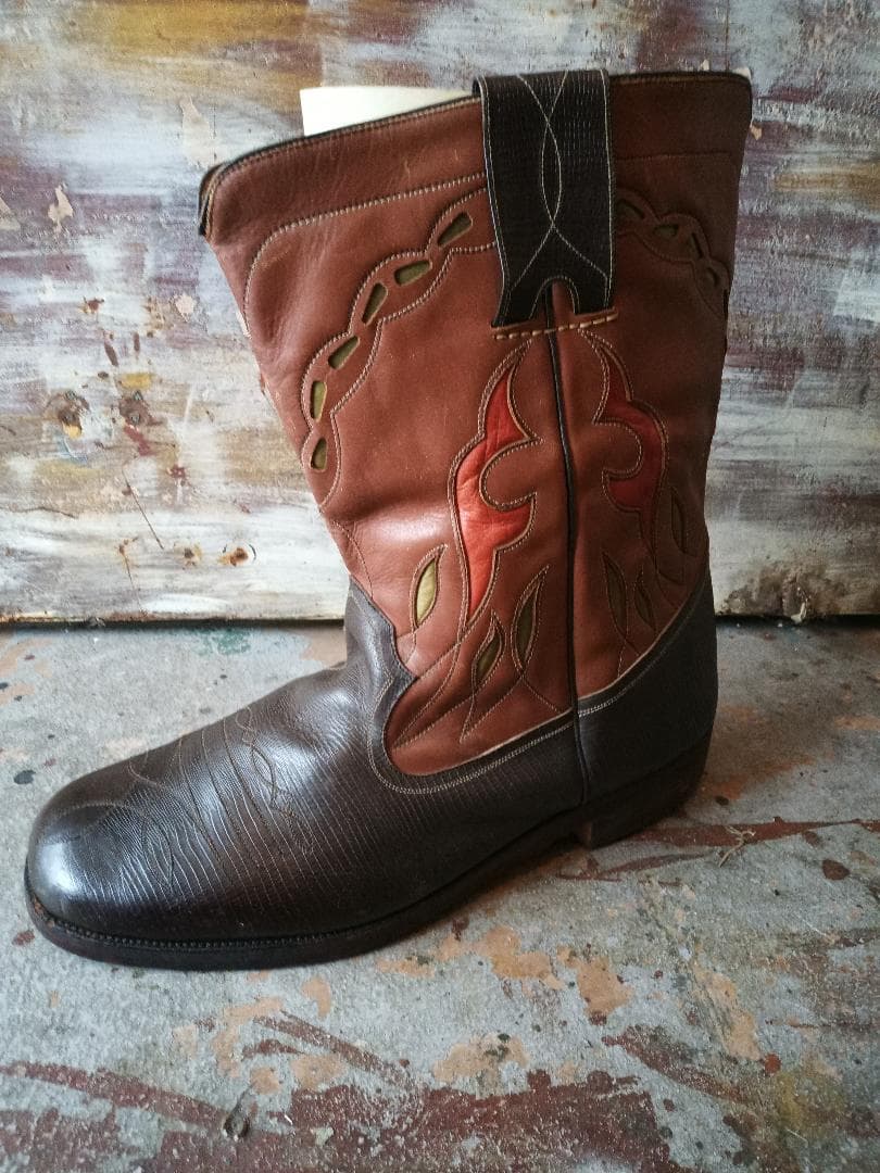 【Vintage】刺繍カウボーイブーツ｜ビッグサイズ モックアップモデル