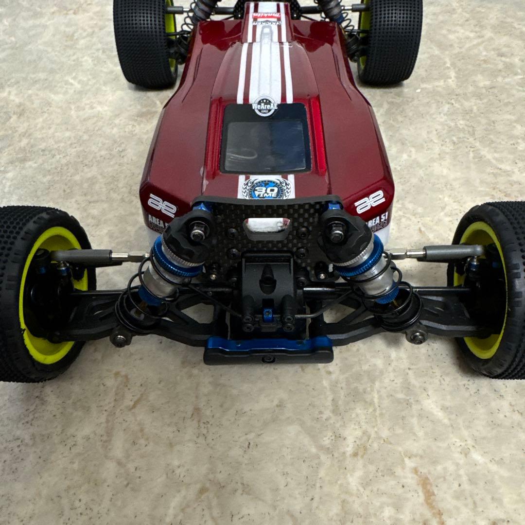 アソシエイテッド RC10 B74.2 CE (組立メカ搭載済み)