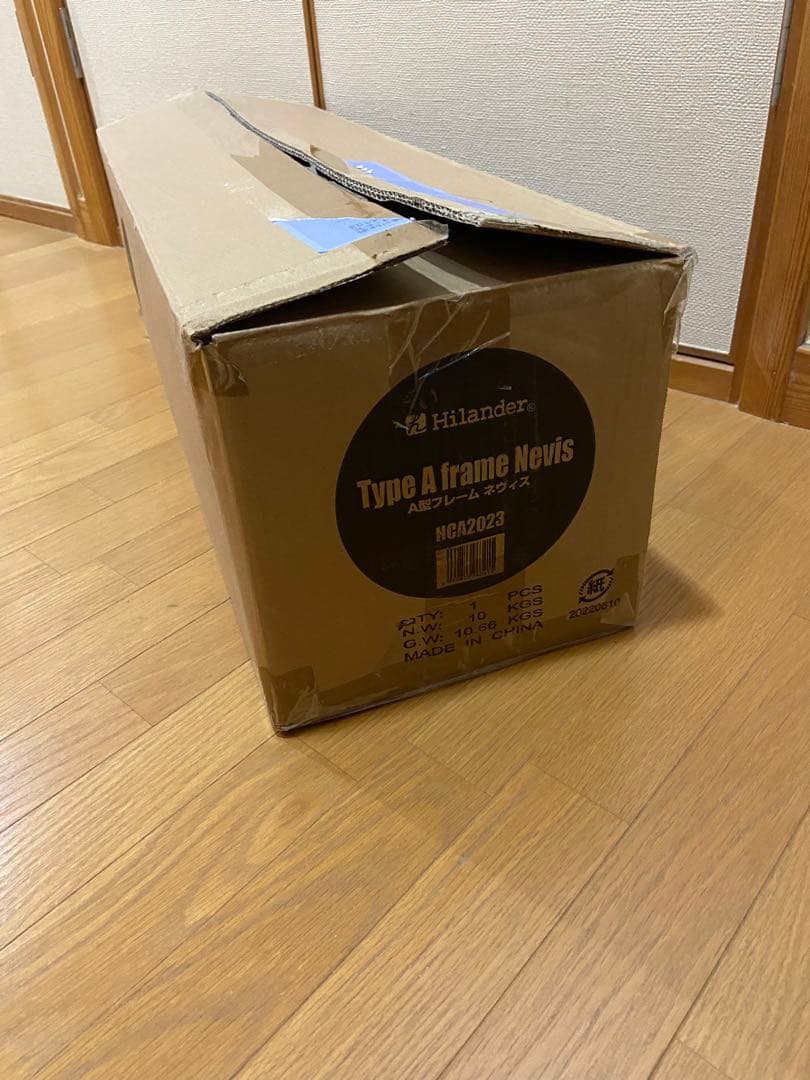 ハイランダー　A型フレーム　ネヴィス　二股ポール　ティピー型　ペグなし