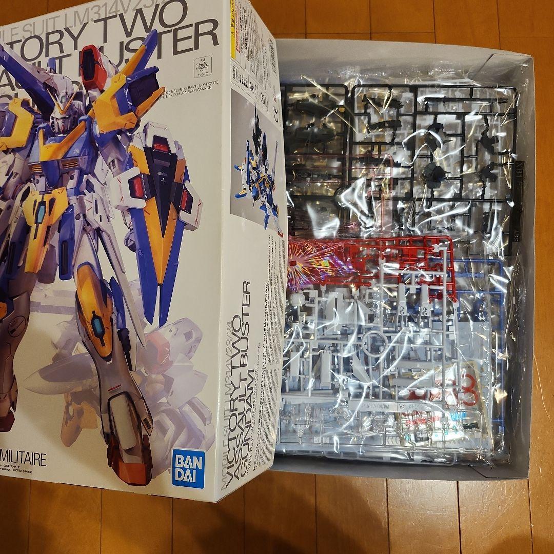 機動戦士Vガンダム MG 1/100 V2アサルトバスターガンダム Ver.Ka