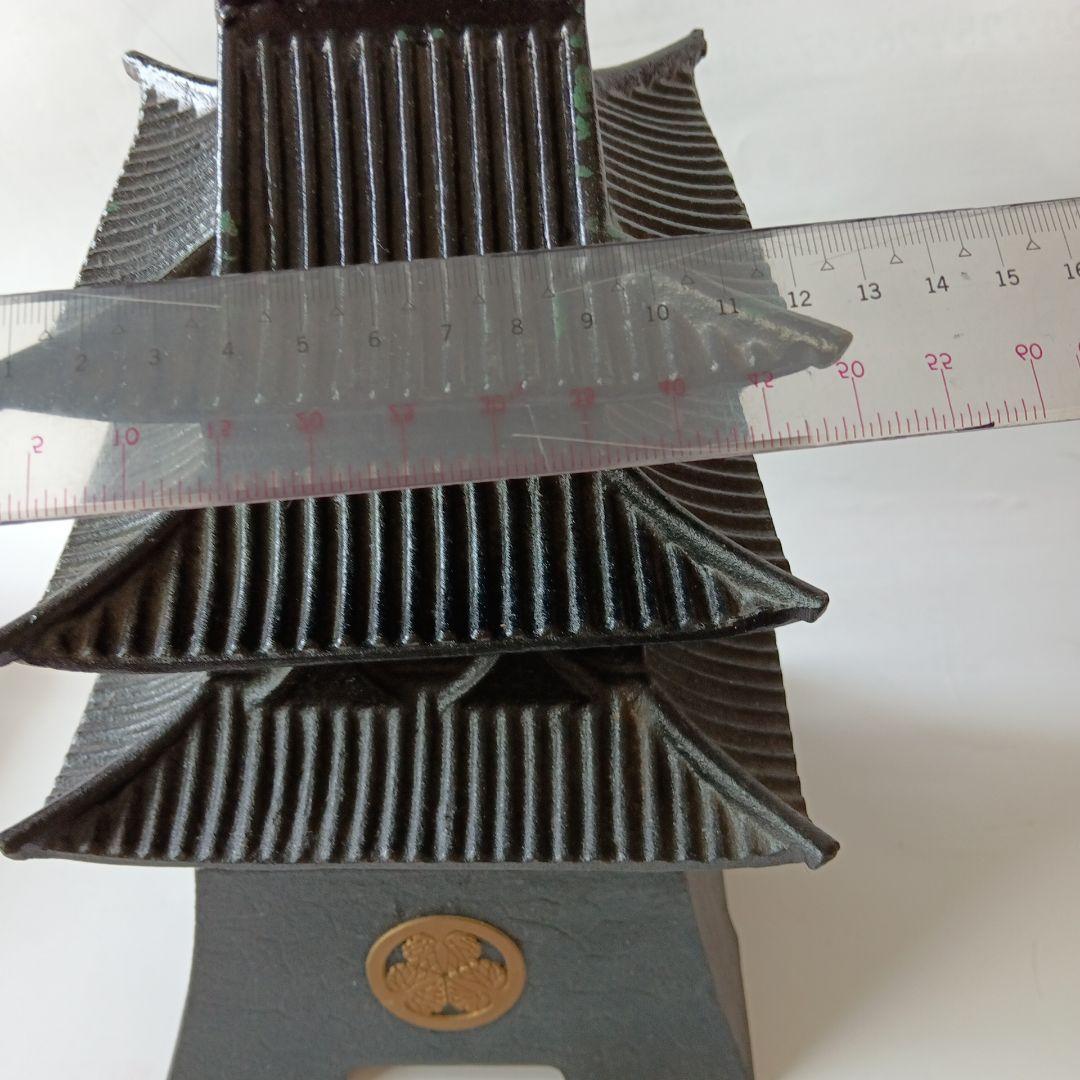 ミニチュア城　 鋳鉄製 黒色三重塔