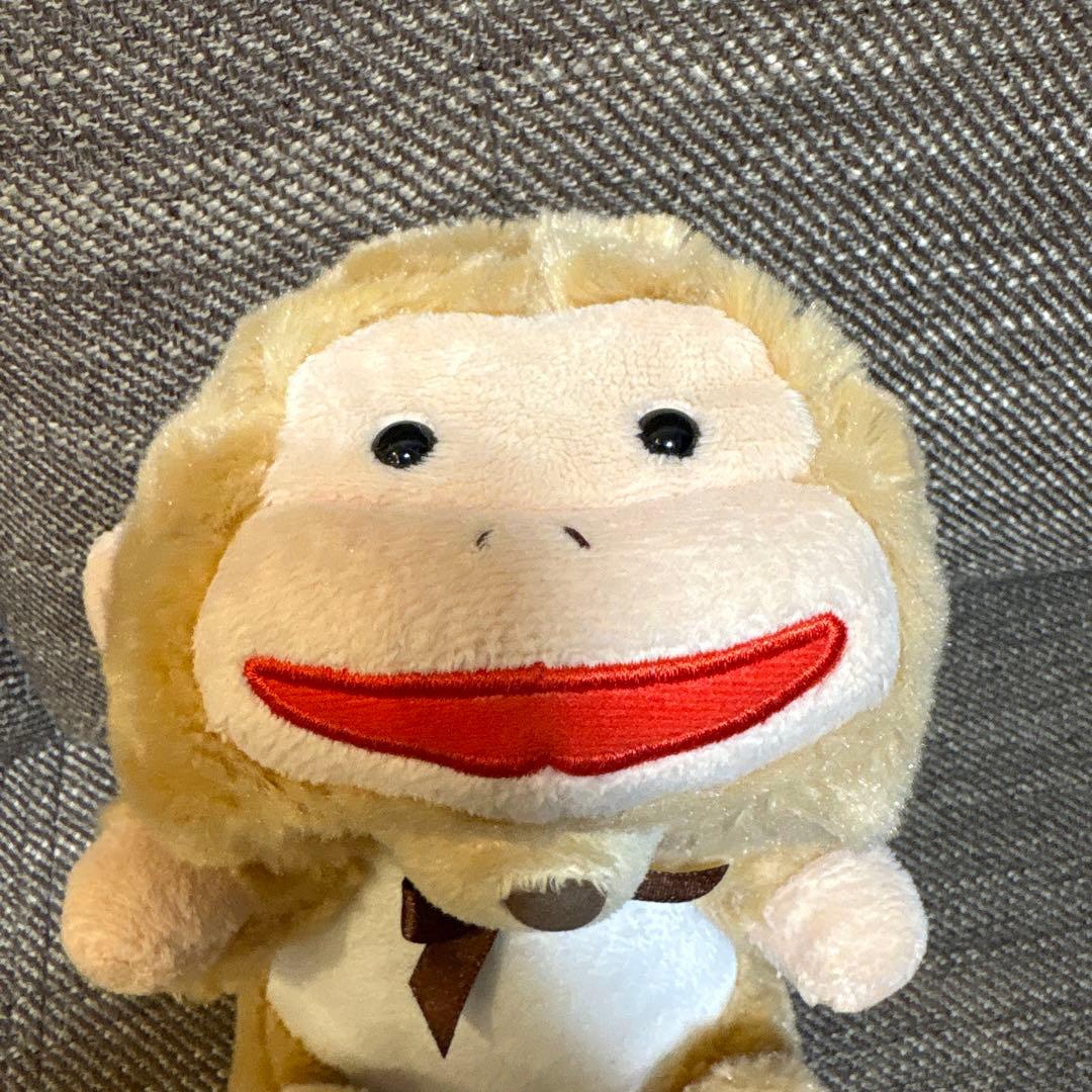 くまが猿の着ぐるみを着た　ぬいぐるみ　縦17×14cm