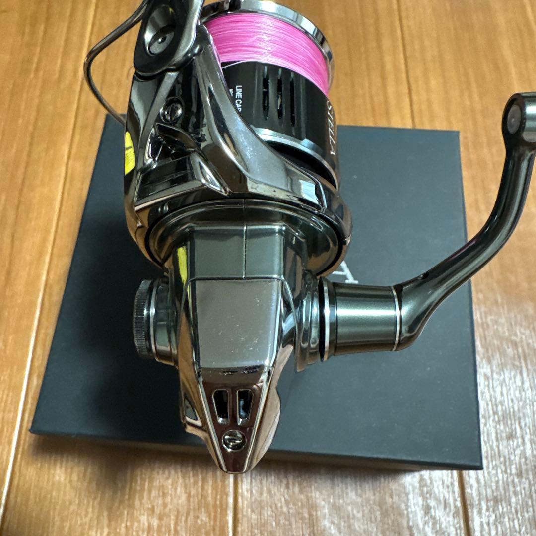 シマノ 22ステラC2000S 中古美品