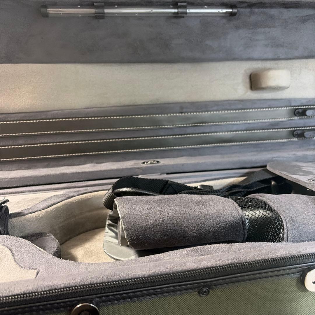 バイオリン　ケース　pedi (カタログより2.3kg)