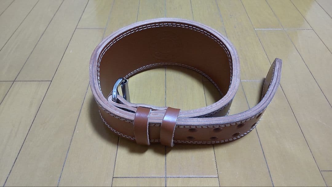 ゴールドジム（GOLD'S GYM）　プロレザーベルト　Mサイズ