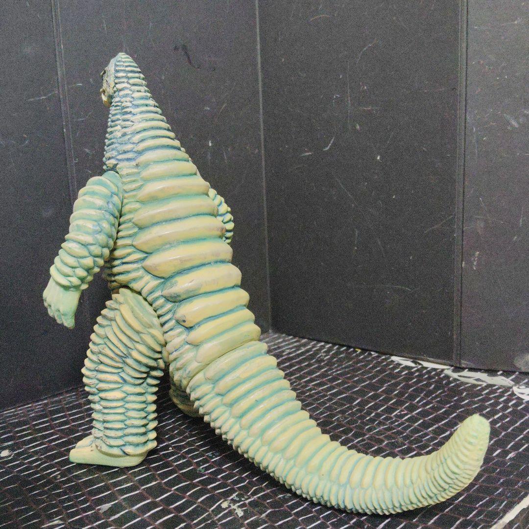 ウルトラ怪獣旧型ソフビシーボーズ.エレキング.レッドキング