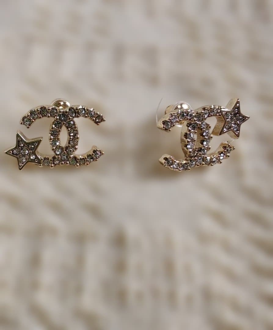 ゴールドCCロゴスターピアス