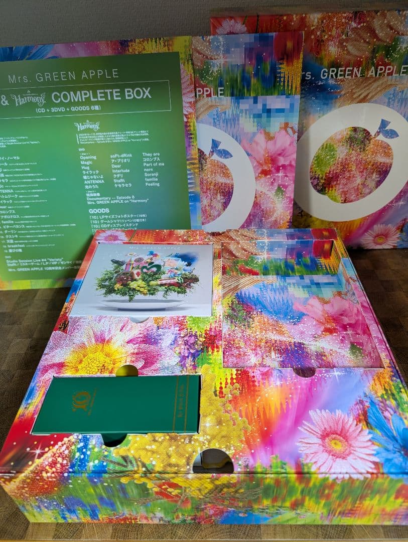 Mrs. GREEN APPLE 10周年 完全ボックス【CDとグッズのみ】