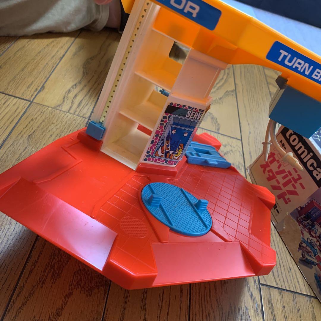 トミカ　ニューガソリンスタンド　日本製