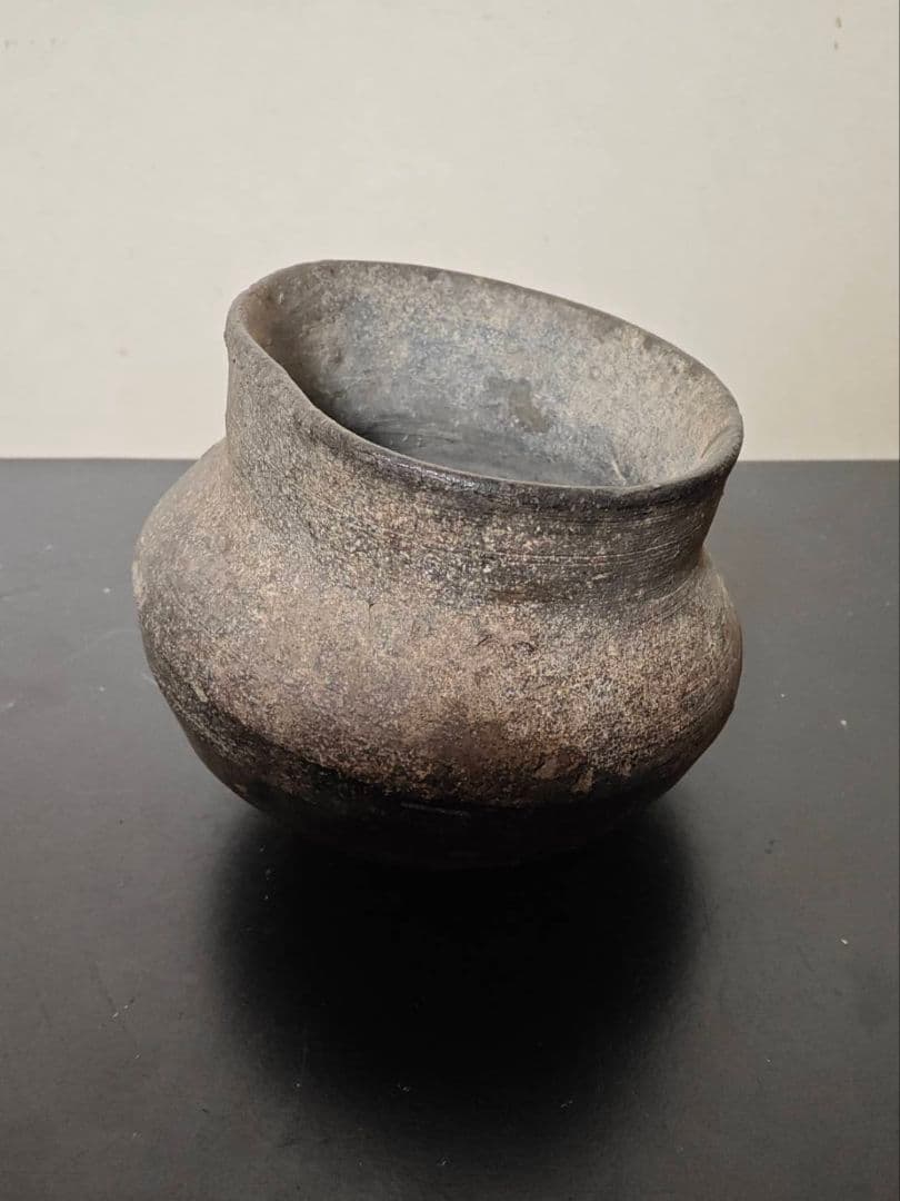 須恵器小壺　古墳時代　塩笥茶碗　考古発掘品　古美術　古代の器　土器　花呼ぶ器