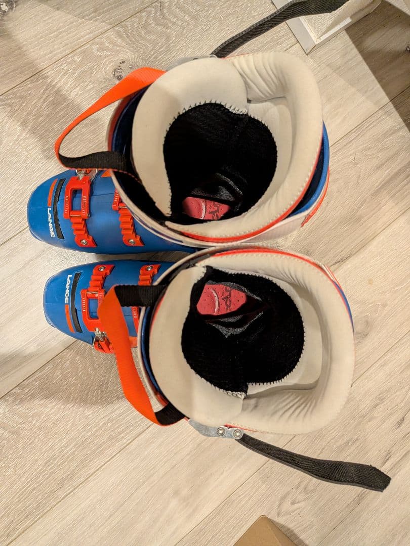 LANGE RS130 25.5cm （20/21モデル）スキー用ブーツ