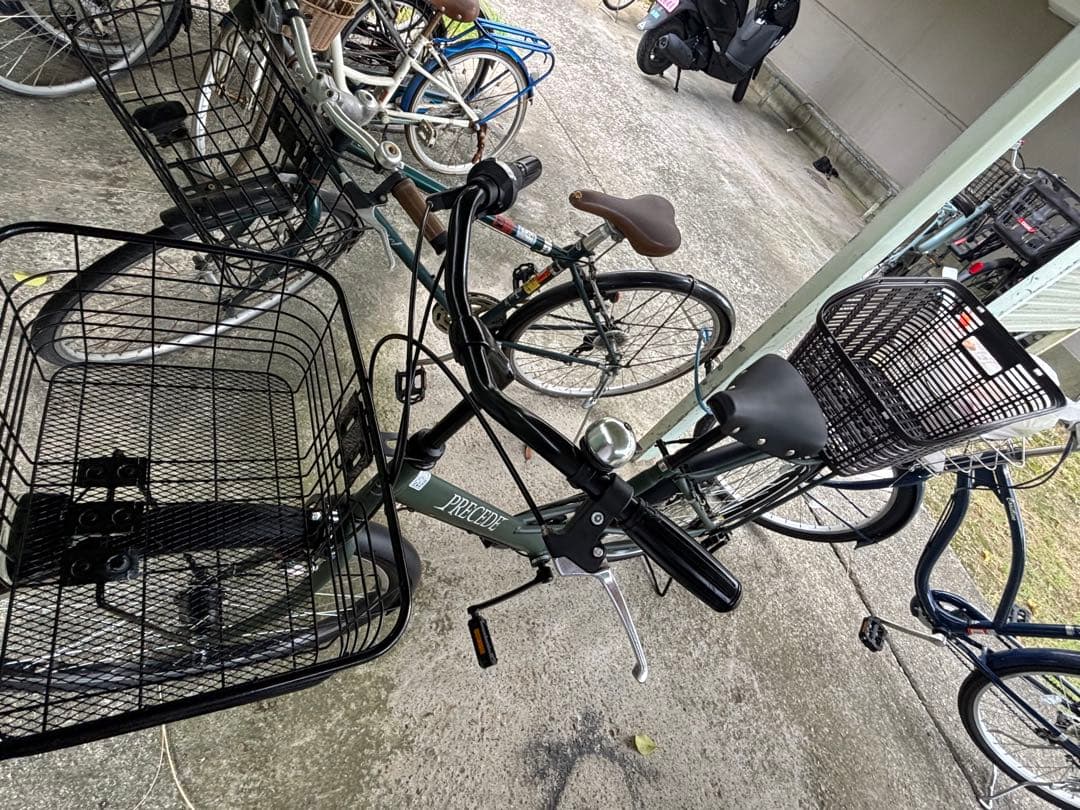 PRECEDE シティサイクル ダークグリーン 前カゴ付き