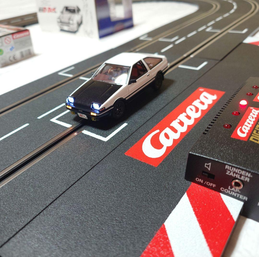 カレラデジタル①頭文字DスロットカーAE86②レーンチェンジオーバルコースセット