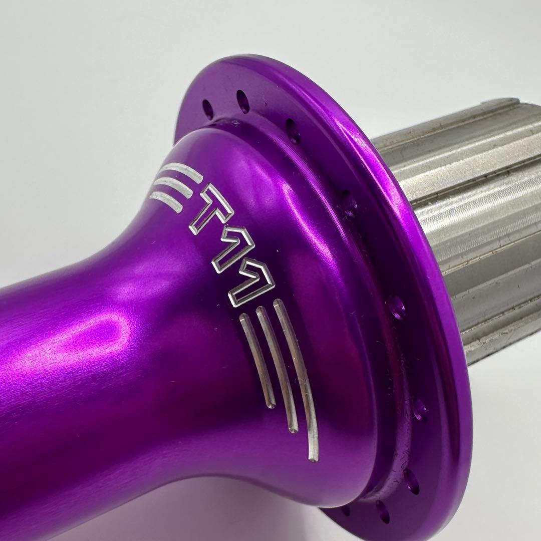 新品 WHITE INDUSTRIES T11 リアハブ 32H HG