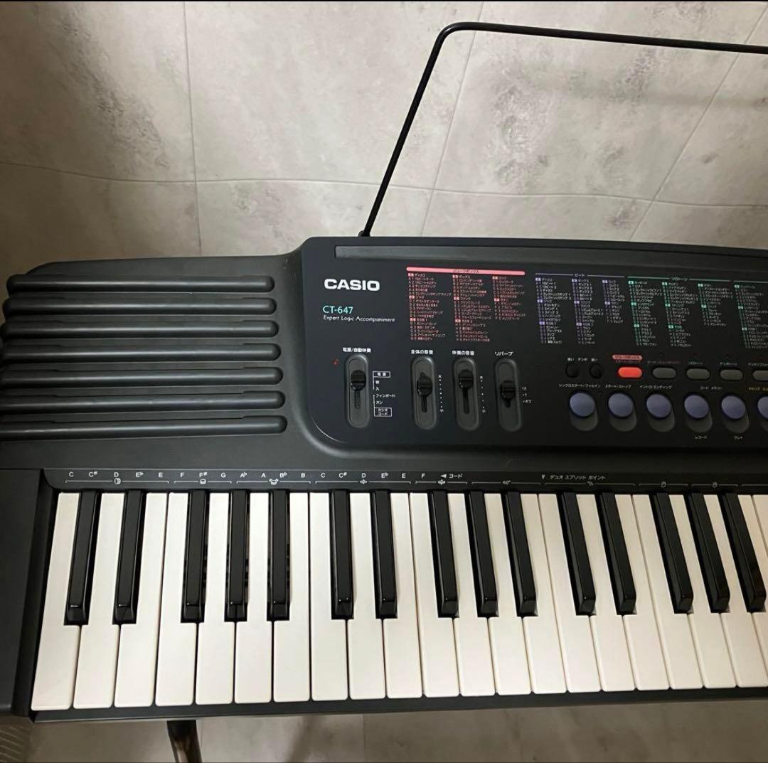 CASIO カシオ 電子キーボード 61鍵盤 電子ピアノ　CT-647