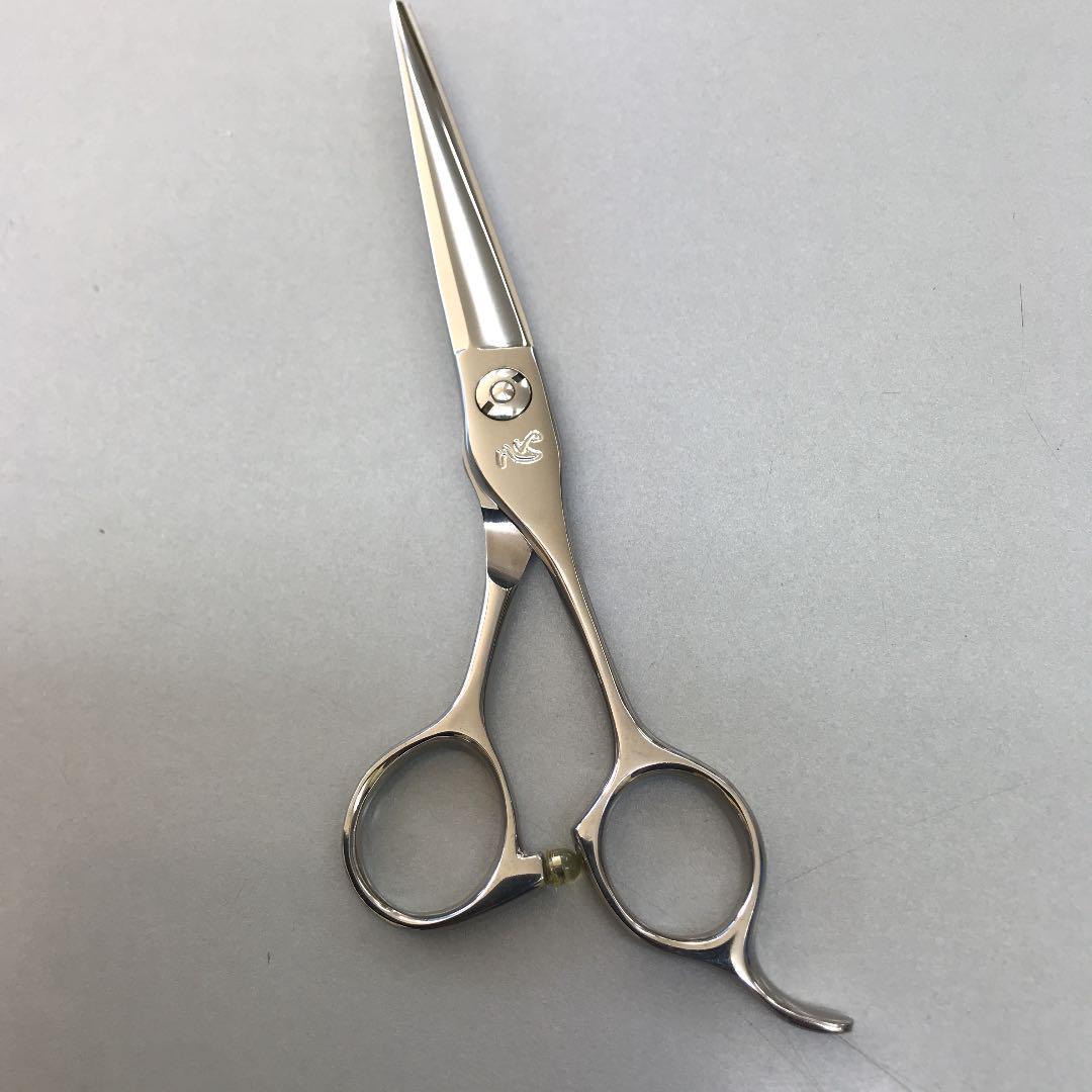 6インチシザー 剣刃 自然に手にフィット！馴染むシザー