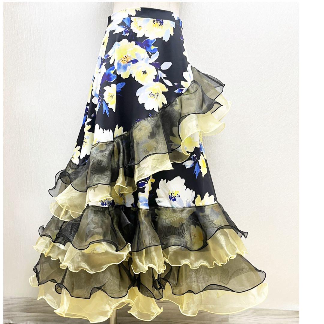 新品 セットアップ 黒に黄色花柄 スタンダード モダン 衣装 パーティ 発表会