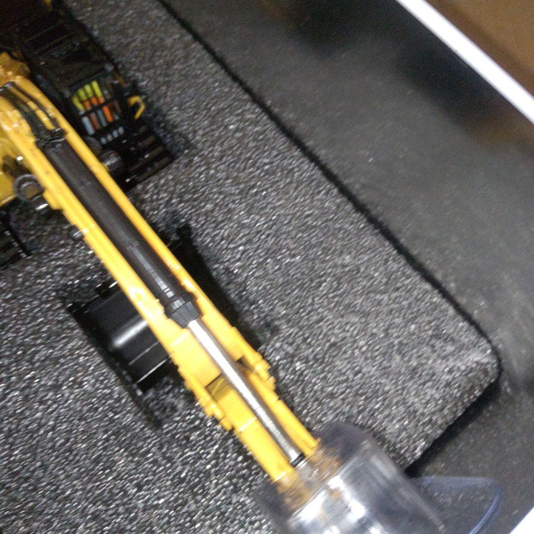 フィアット君　キャタピラー建機　CAT 390F L 1/50