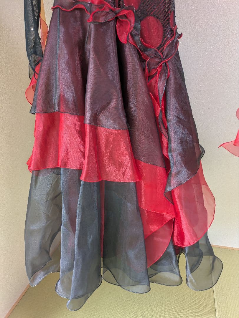 社交ダンス ドレス 黒 赤 スタンダード