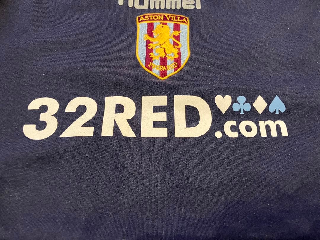 アストンヴィラ Hummel 32RED スウェット 古着　アストンビラ