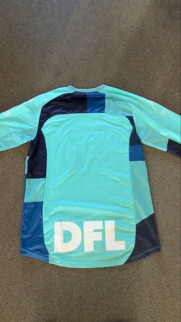 横浜FC支給品長袖XL