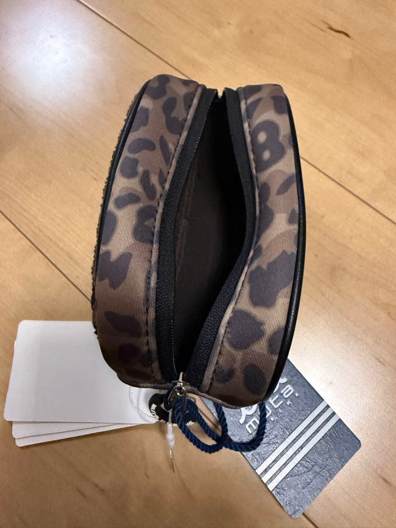 muta ヒョウ柄ポーチ
