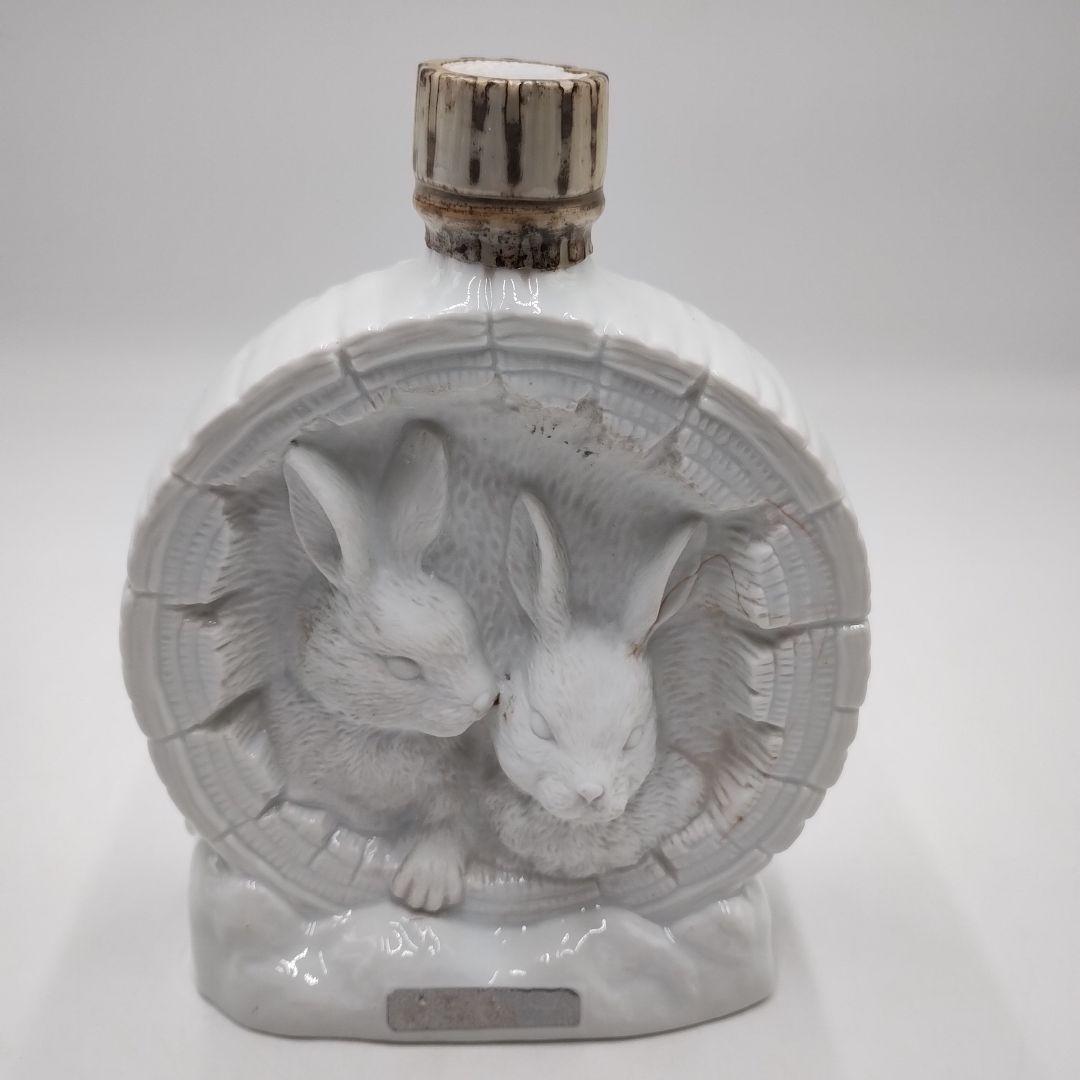 三楽オーシャン　ウイスキー　うさぎ　干支ボトル