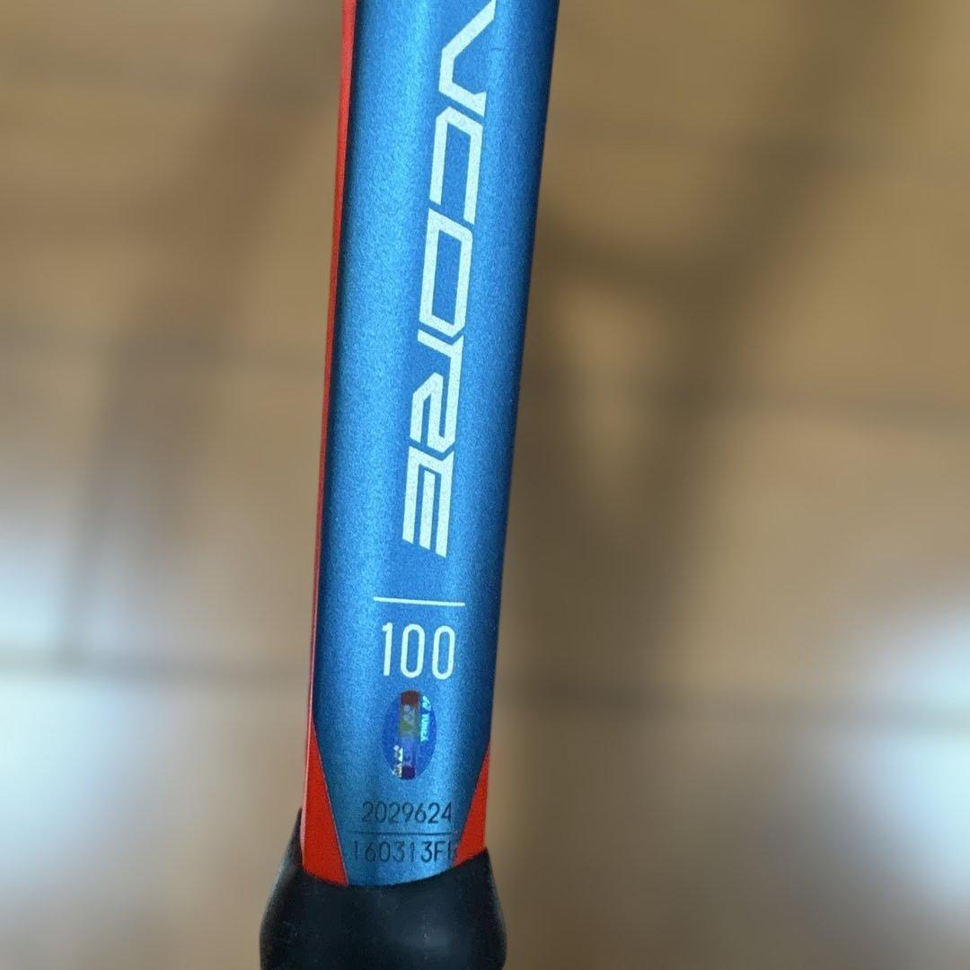 YONEX VCORE 100 テニスラケット　2本セット