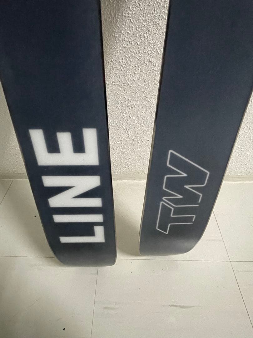 LINE TOM WALLISCH PRO 2024/2025モデル