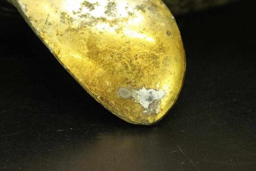 古い 鯉の置物 双魚 錦鯉(ZE457)