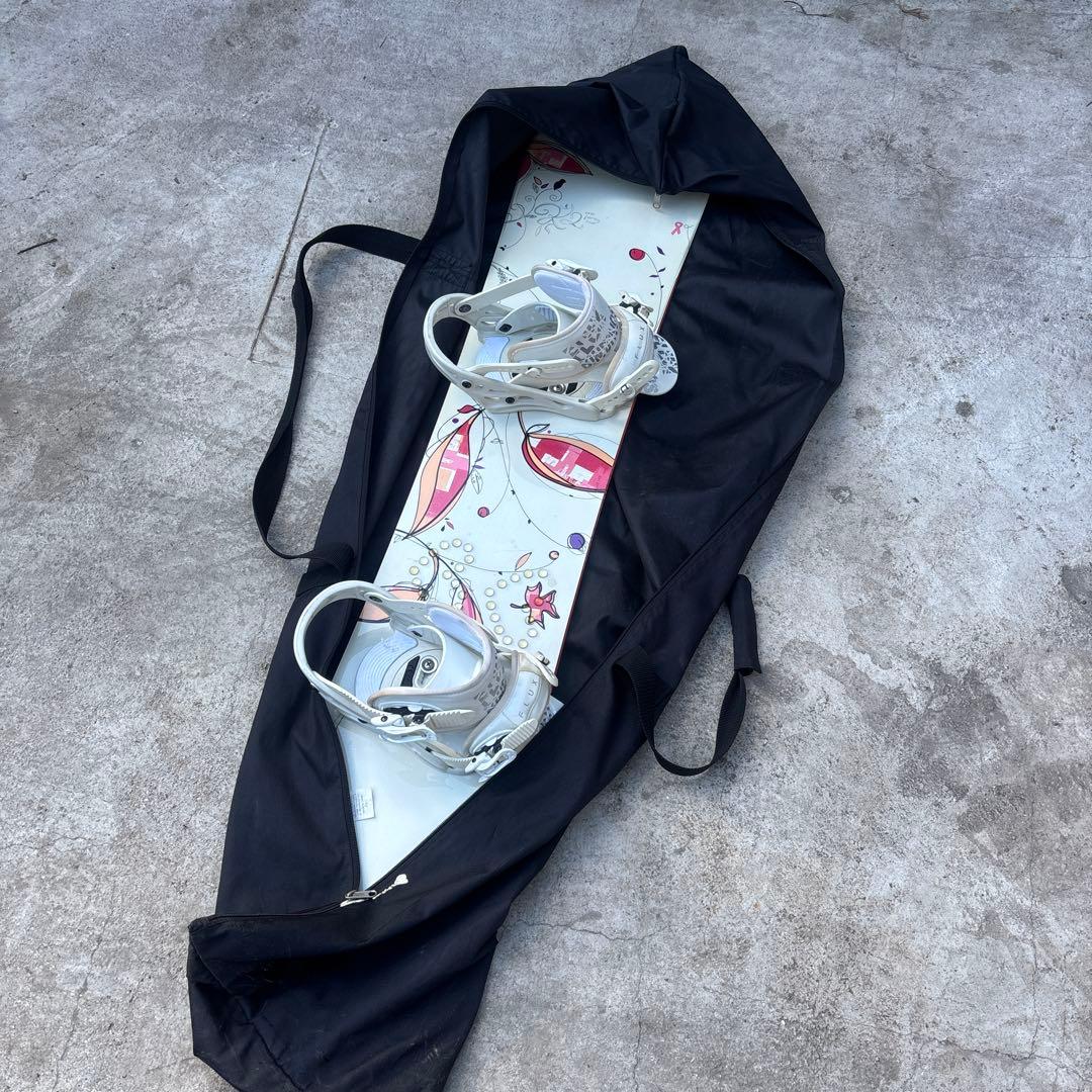 FLUX 花柄ビンディング ホワイト