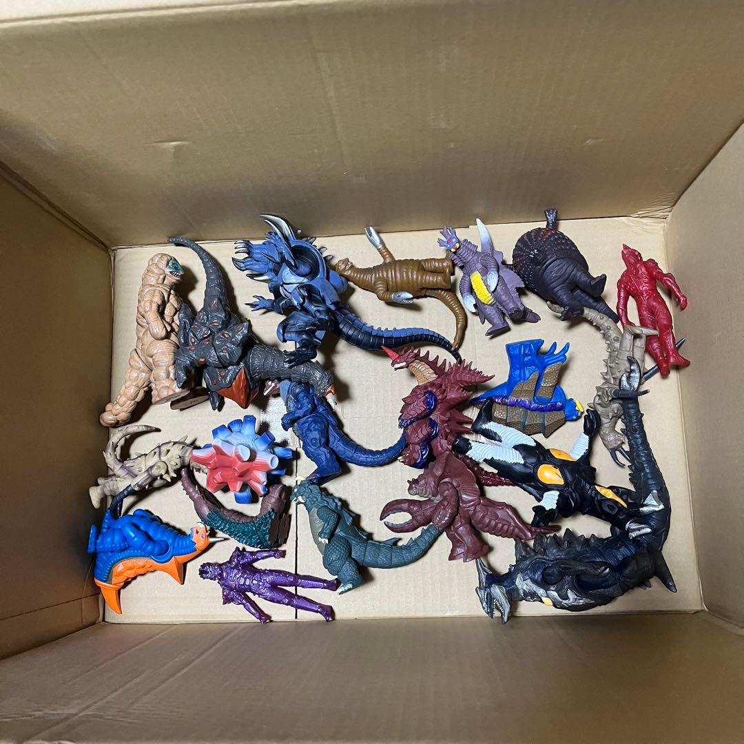 ウルトラ怪獣　超まとめ売り　120体＋色々+2体追加