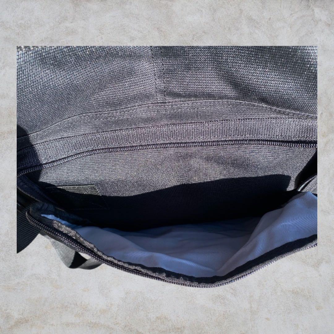 美品✨Burton バートン スノーボード ケース バッグ ウィール付き 大容量