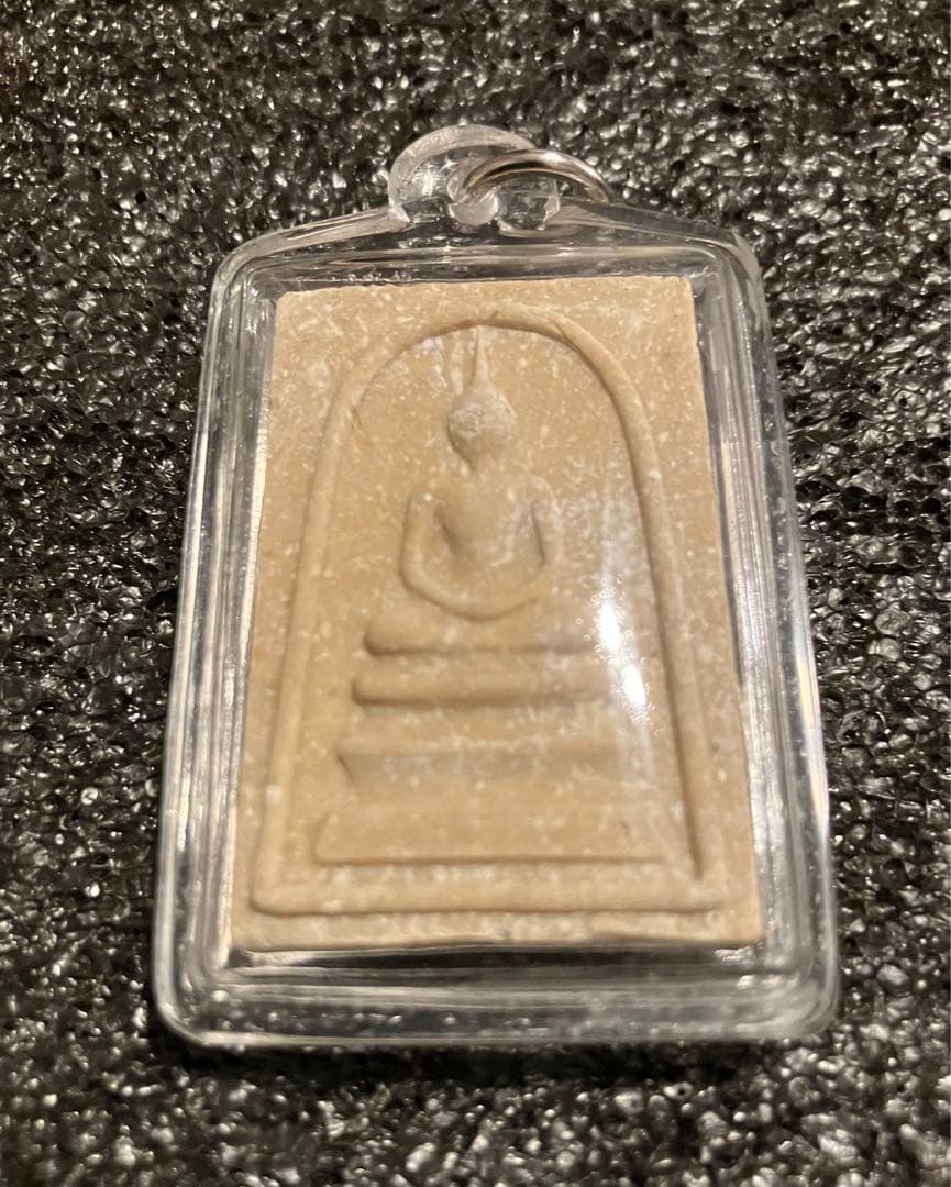 マキ　鑑定証明書付　ルアンポーペー師　ソムデット　材を蓄積　幸福を招く