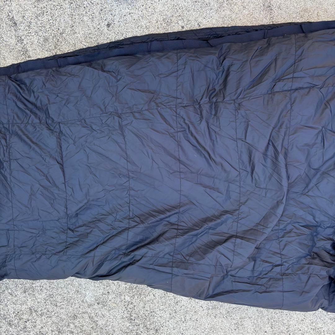 イスカ　シュラフ　ポカラ　寝袋　シュラフ　車中泊