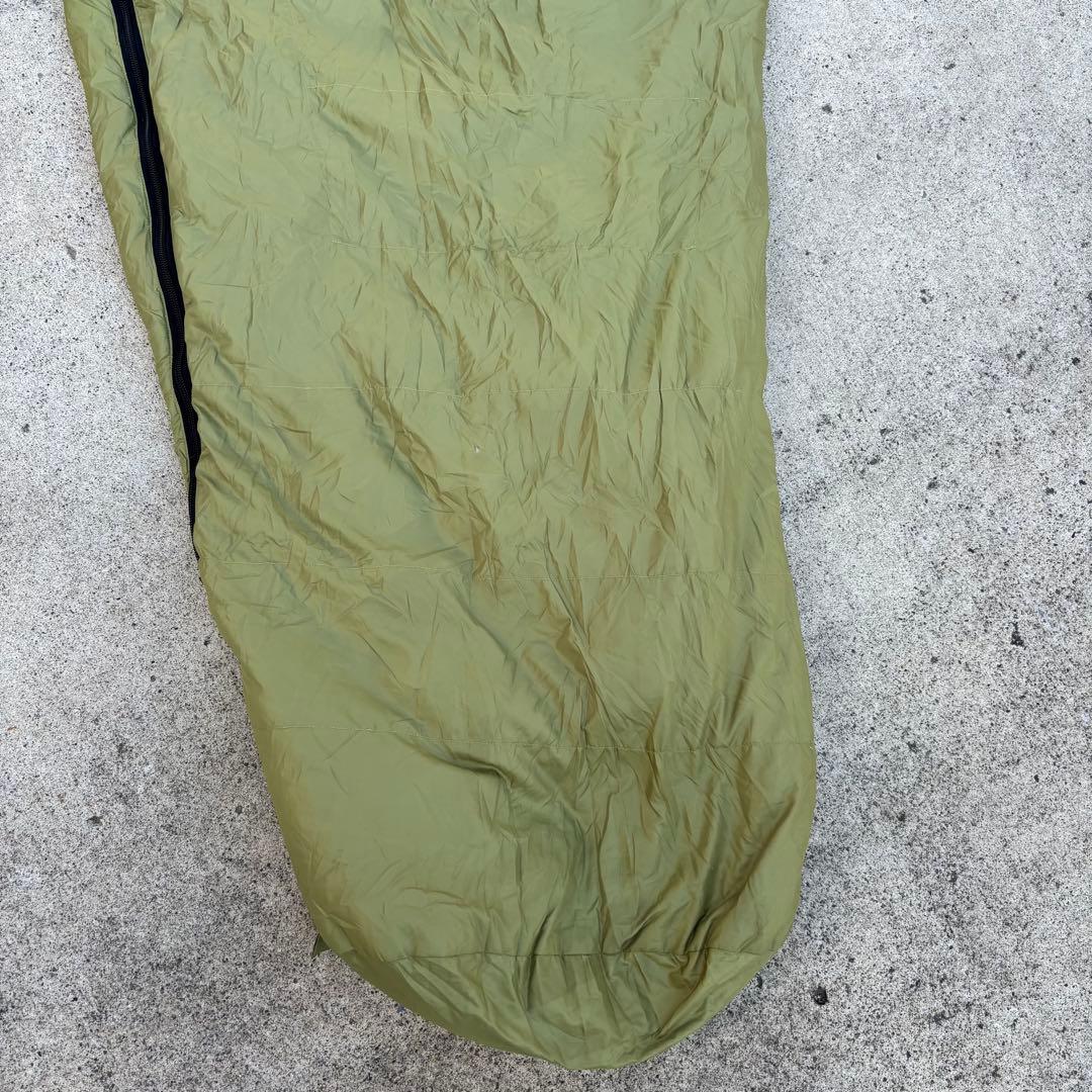 イスカ　シュラフ　ポカラ　寝袋　シュラフ　車中泊