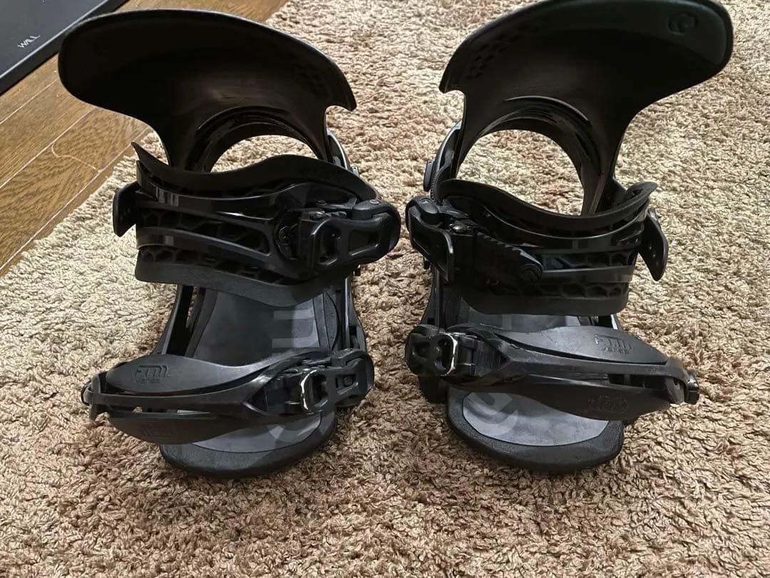 FLUX DS Sサイズ BLK(ブラック) 17-18