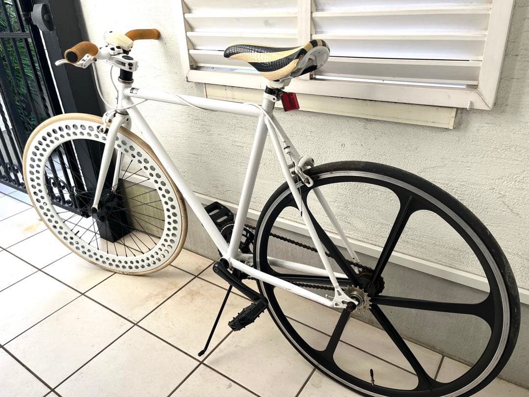 FUN ホワイト カスタム自転車　自転車本体