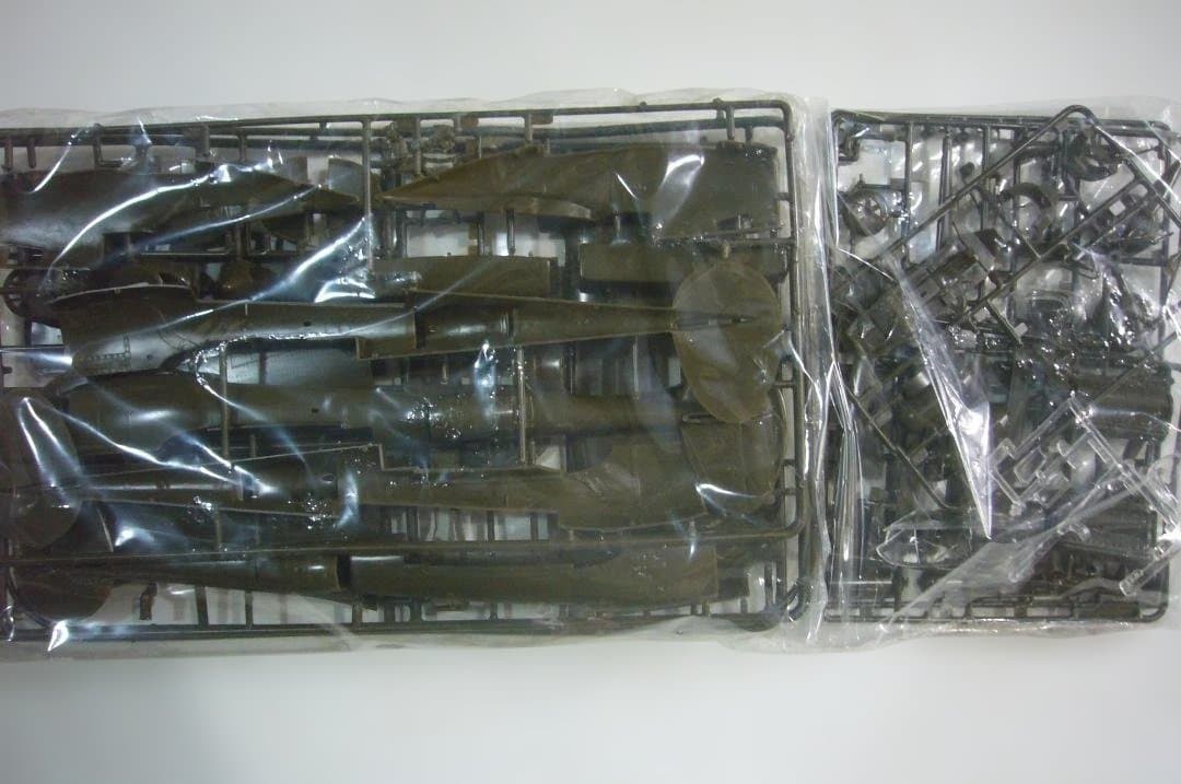 Revell 1/32 P-38 ①ドループ-スヌート　②ライトニング