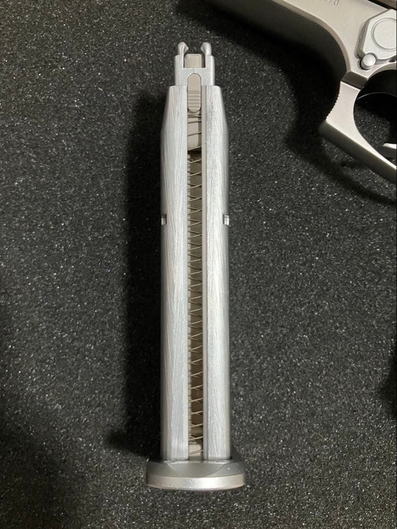 WA ウェスタンアームズ　クーガーF M8045 INOX シルバー　ガスガン