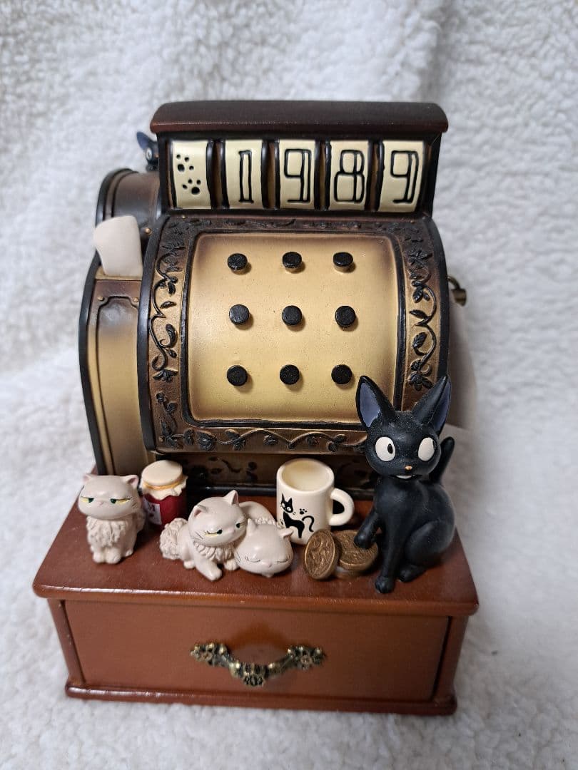 ジブリ　魔女の宅急便　オルゴール　ジジのお店ばん