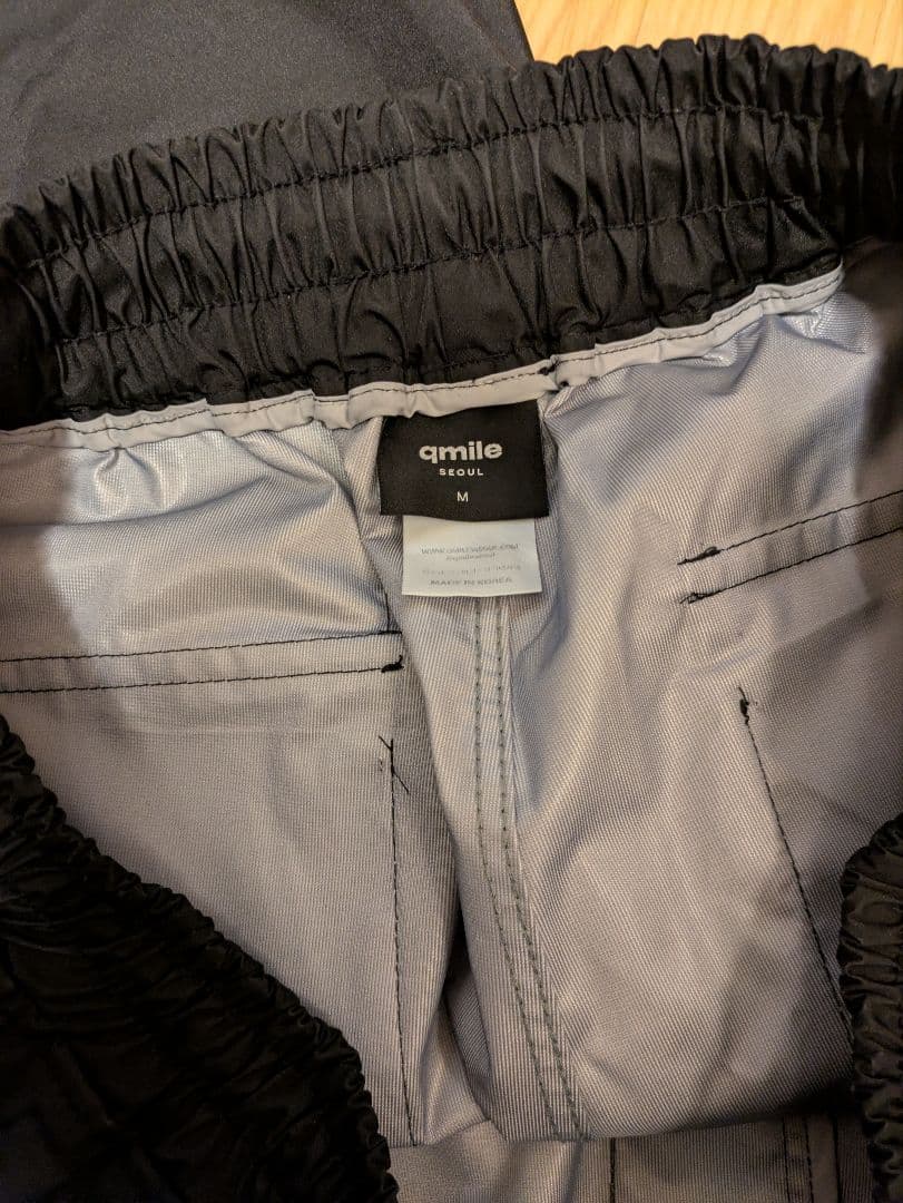 qmile キュマイル　黒 防水　ナイロンパンツ　スノーボードパンツ　Ｍ　韓国
