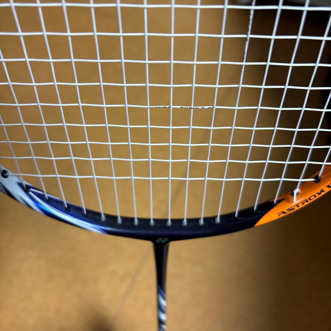 ASTROX 100zzバドミントンラケット　ジャンク品