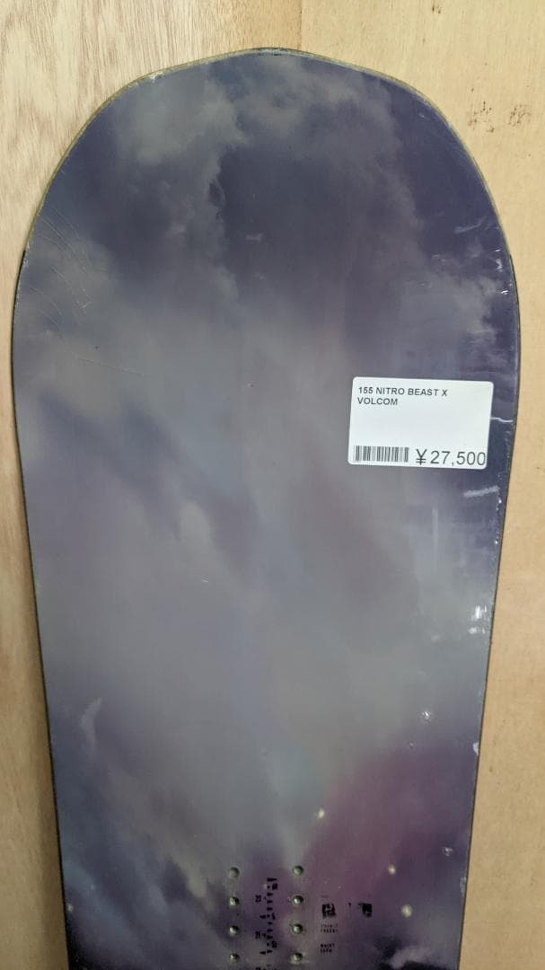 スノーボード 155 NITRO BEAST X VOLCOM