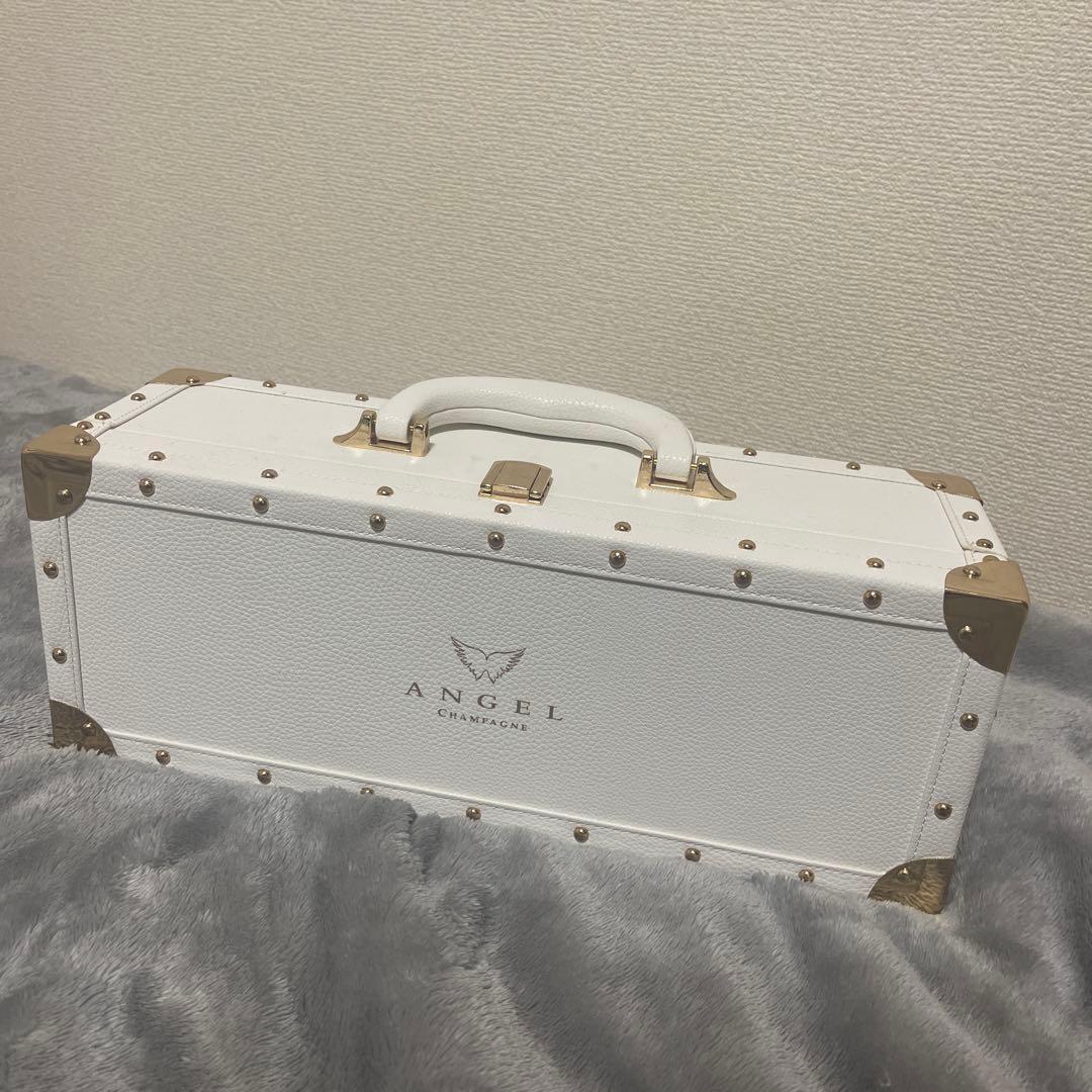【新品未開封】ANGEL シャンパン ホワイトボトル ケース付き