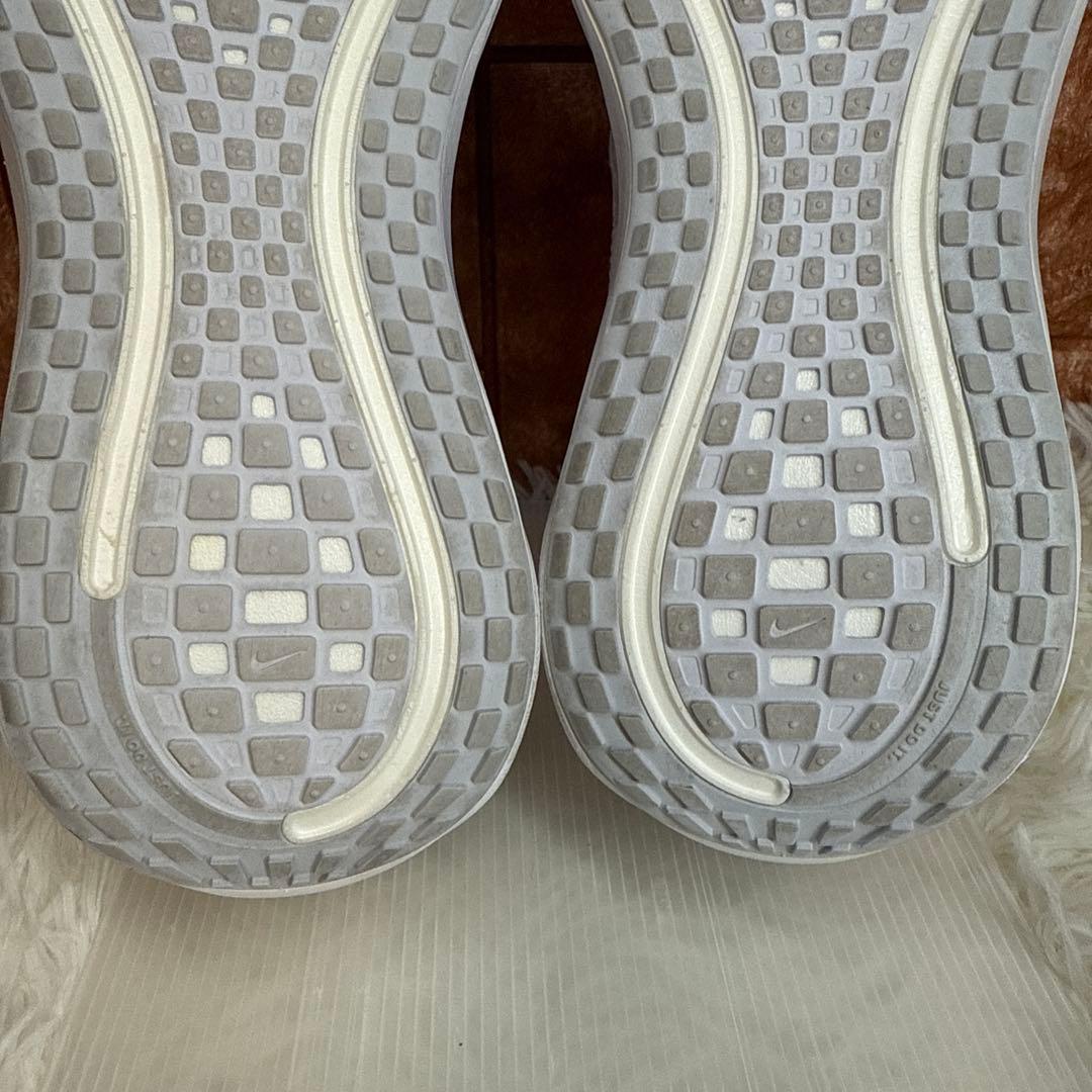 NIKE ナイキ VOMERO PLUS ボメロプラス　26センチ