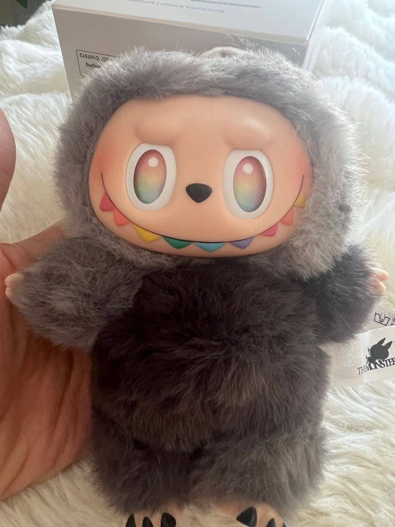 ラブブLABUBU Big into Energy 正規品　シークレット