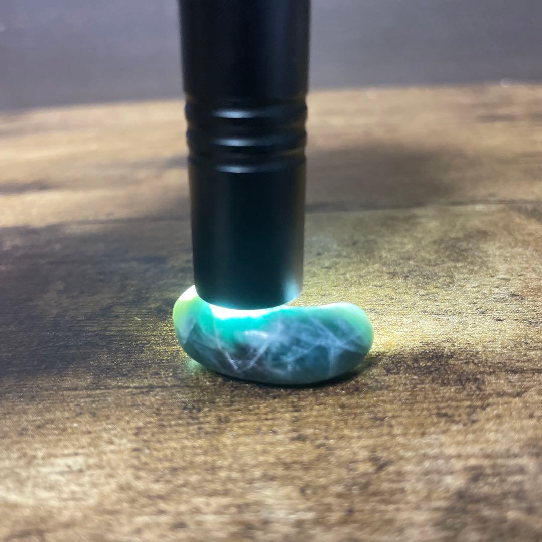 9g 茄子紺　勾玉　糸魚川　翡翠　青